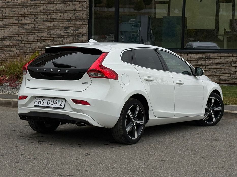 Volvo V40 motorizare 2.0 Euro 6 impecabila full dotari