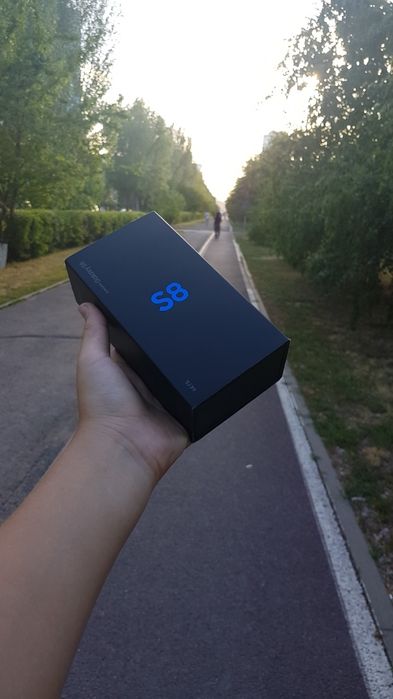 S8, в среднем состоянии. 4/64