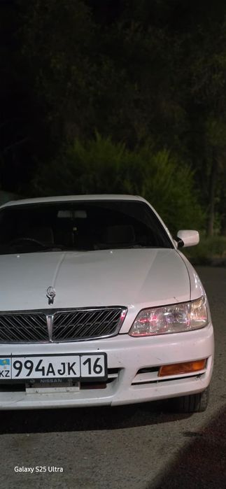 Продам Nissan laurel