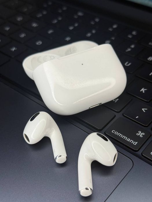 Apple AirPods 3