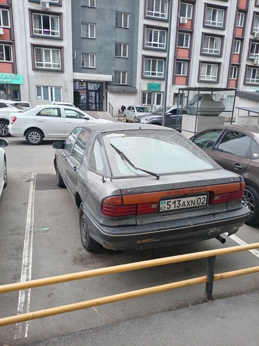Продаю Митсубиси Галант
