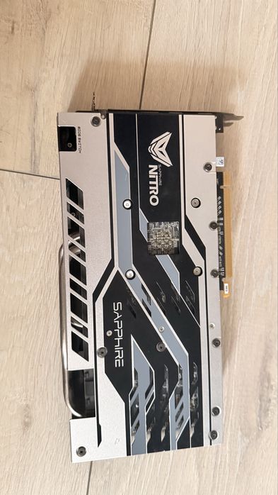 Sapphire Nitro Radeon RX5804G