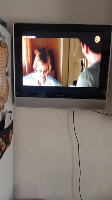 Телевизор очень хороший вариант