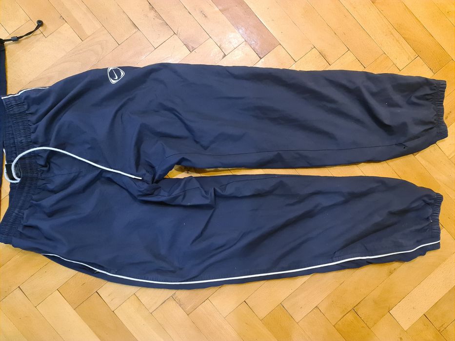 Trening Nike marimea L Indonesia