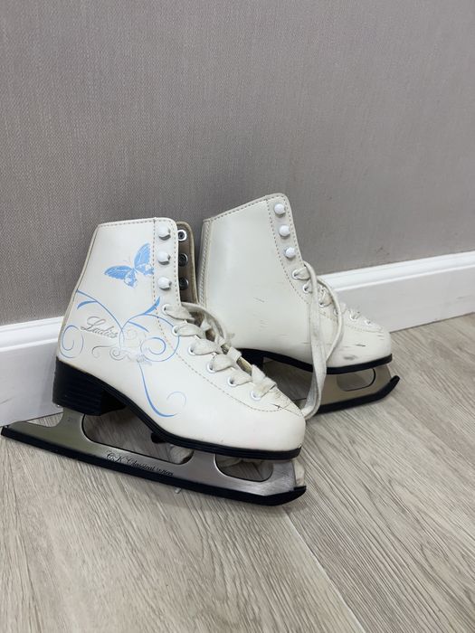 Детские коньки