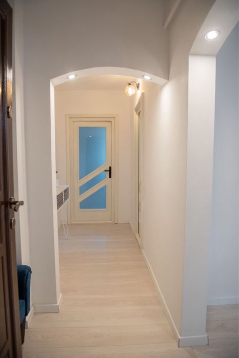 Inchiriez apartament in regim hotelier zona mall