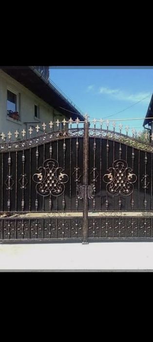 Sudor execut Porți grilaje garduri balamale