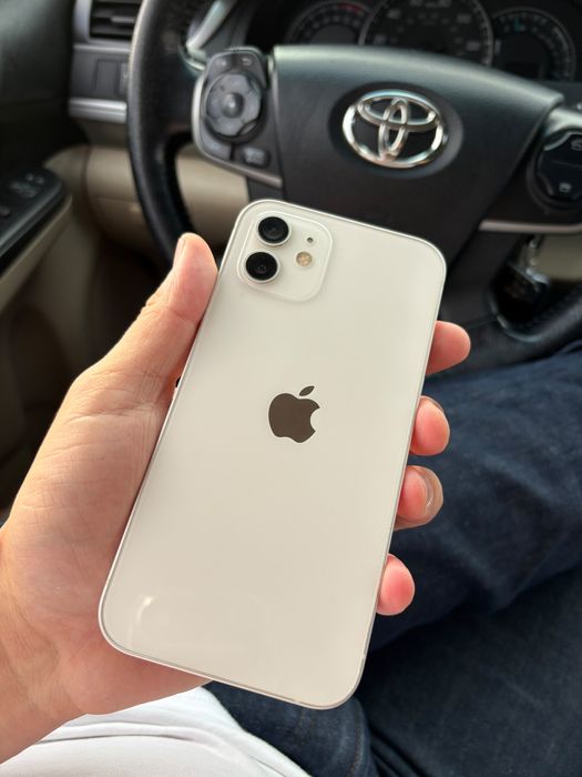 Продажа 12 Iphone в хорошем состоянии