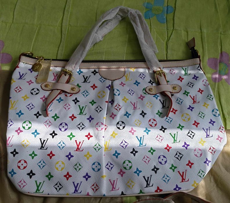 Промоция Лот чанти   Louis Vuitton