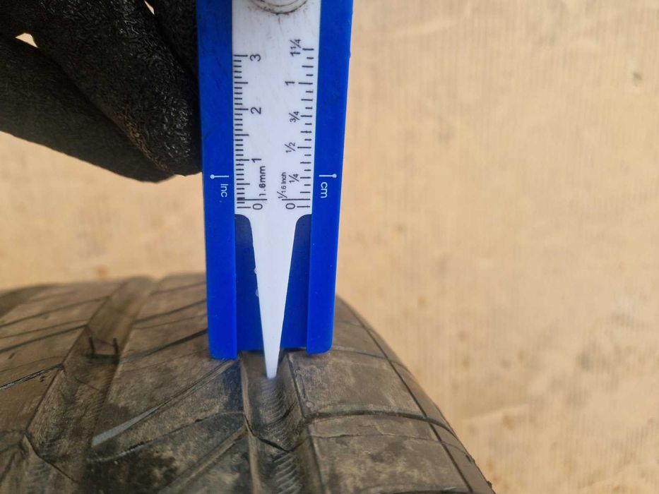 2 Michelin R17 225/55 Летни гуми  DOT1125