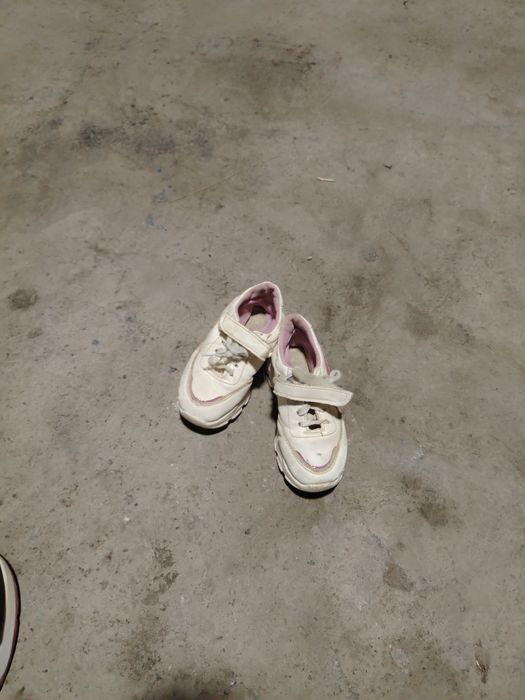 Detskiy oyoq kiyim bor bepul