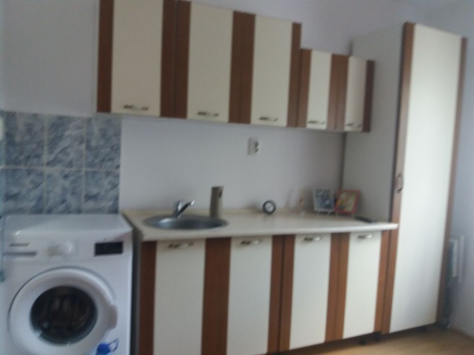 Închiriez garsonieră