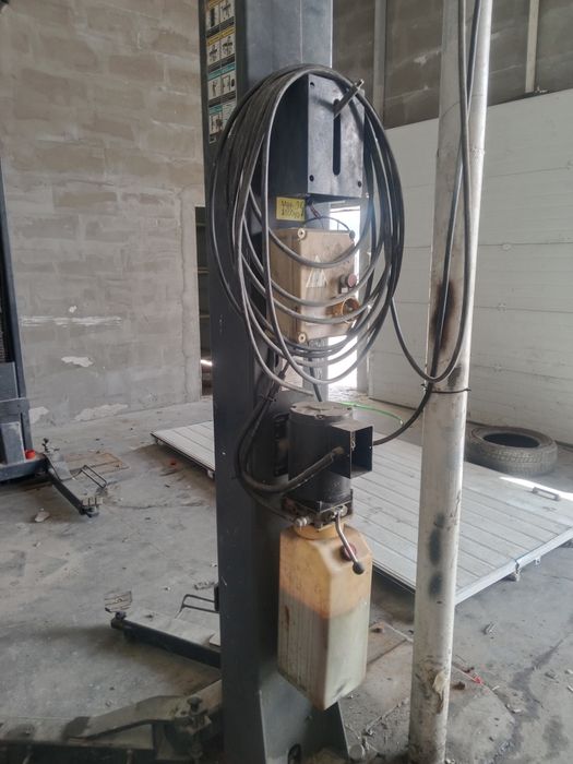 Падемник bosch 3,5тон. Б/у