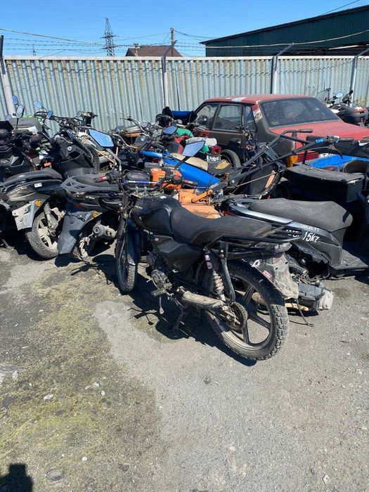 Alpha Khan Moto 72cc