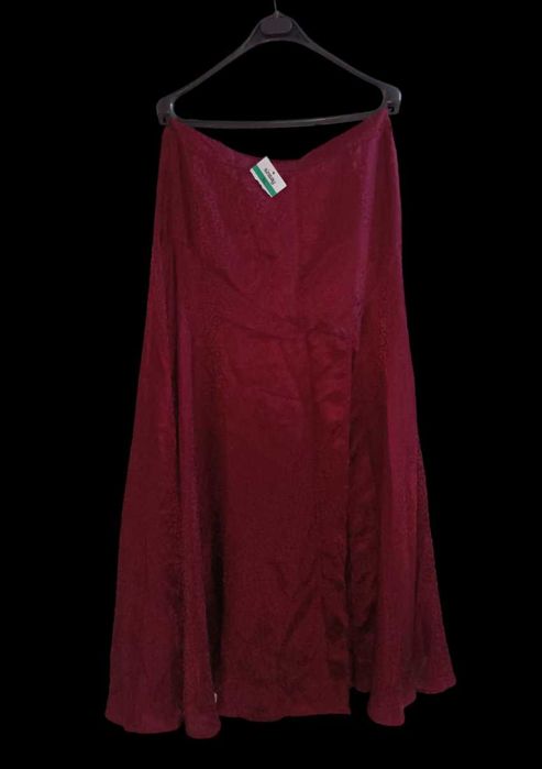 Юбка атласная, привозная