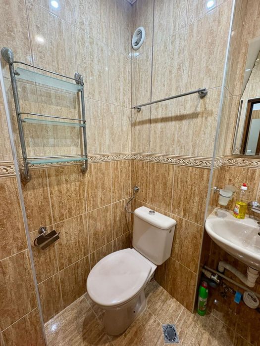 Дава се под наем Тристаен апартамент в Търговище, Запад 2 - 75 кв.м за 278.97 € - Снимка #12