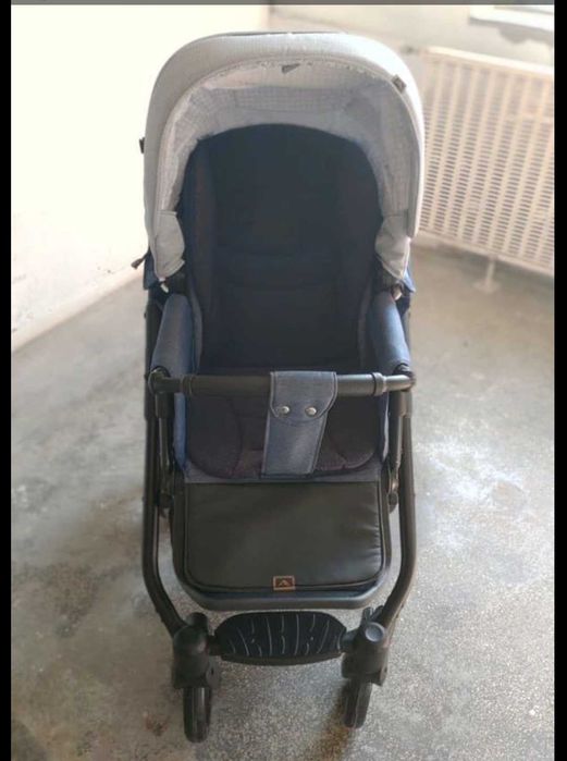 Carucior copil mic cu 3 componente