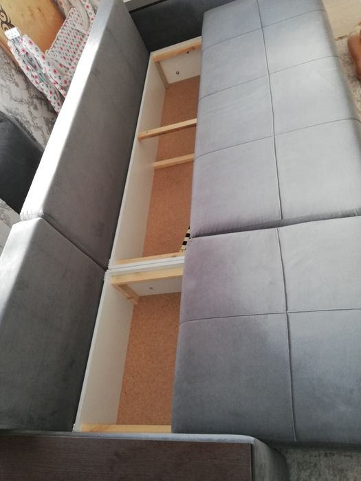 Продам диван серого цвета