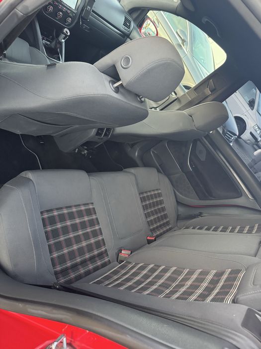 Vand Golf 5 GTI (260 + CP )