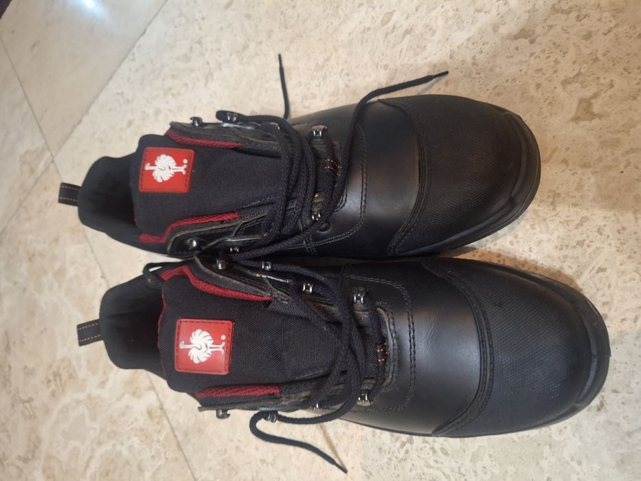 Bocanci engelbert strauss  bombeu