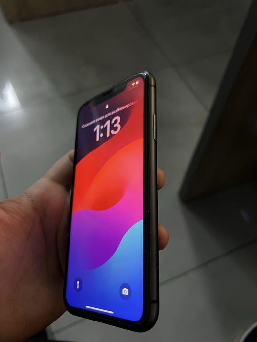 iPhone 11 black 128 gb