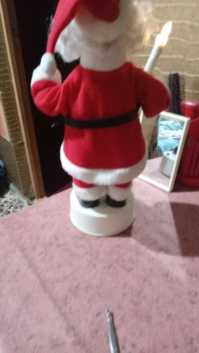 Продам деда мороза с музыкой и танцами