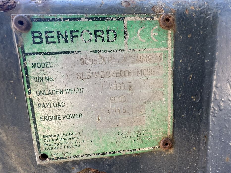 De vanzare sau da inchiriat dumper Terex Benford 9 T
