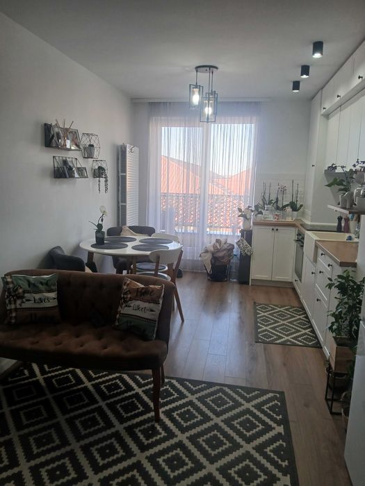 Apartament bloc nou