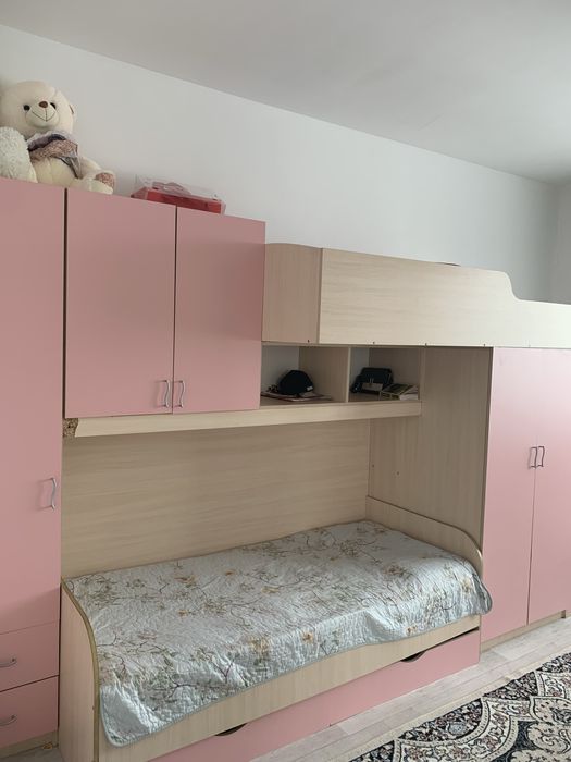 Мебель кровать двухяростная