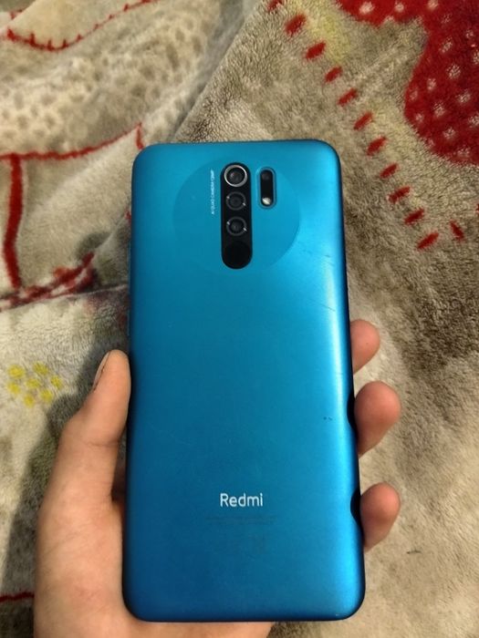 Продам телефон redmi 9