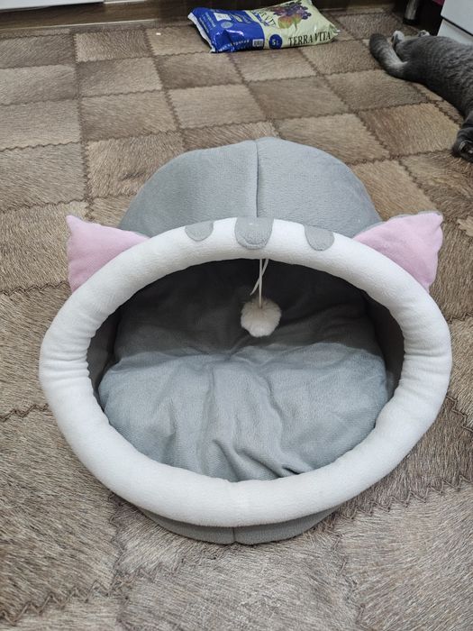 Продам домик для котика