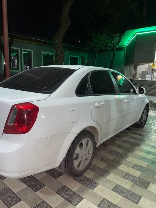 Chevrolet laseti 2021 yil kraska toza