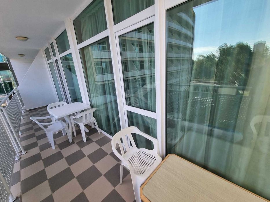 Продава се Тристаен апартамент в к.к. Слънчев бряг - 106 кв.м за 1217 €/кв.м - Снимка #8