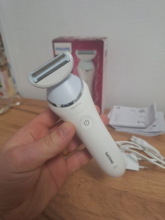 Aparat epilat Philips Satin Shave Advanced