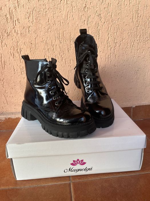 Боти от естествена кожа