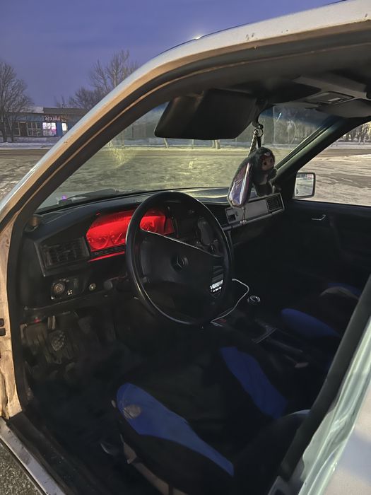 Мерседес 190 дизель 601ОМ