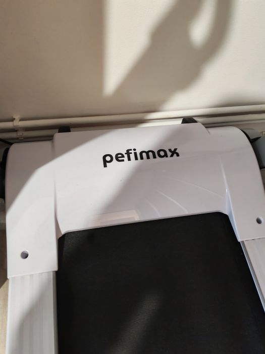 Banda de alergare pliabila Pefimax Lantal, bluetooth, viteza max 14.8 km/h, 1,75 CP, greutate maxima utilizator 110 kg