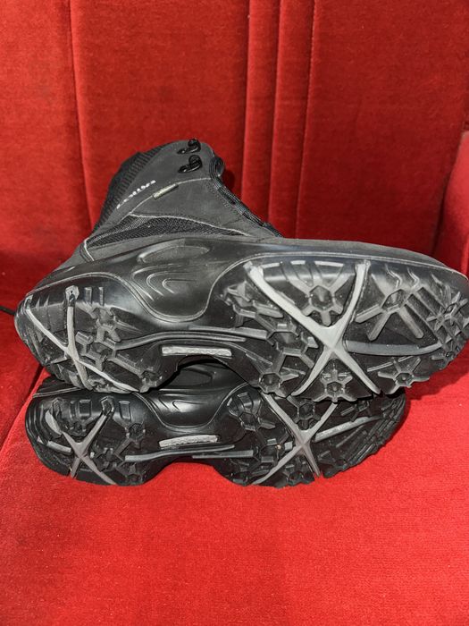 Зимни обувки LOWA