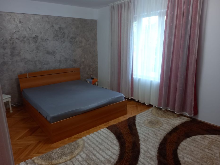 De închiriat apartament cu o camera