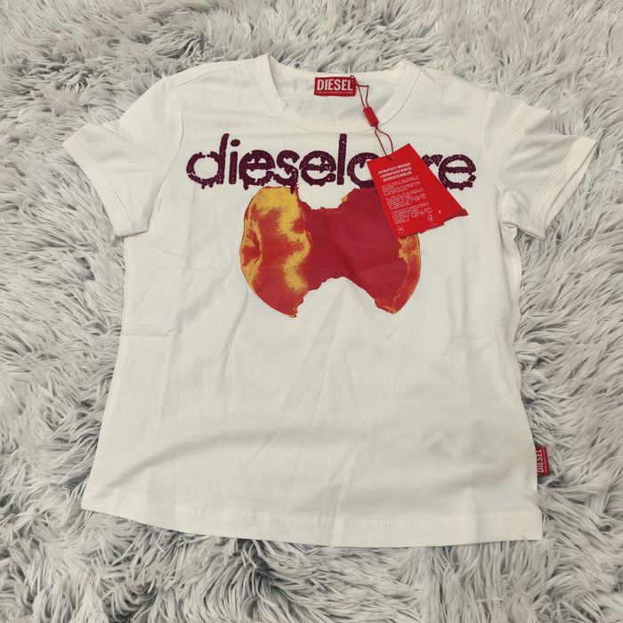 DIESEL дамска тениска размер S НОВА
