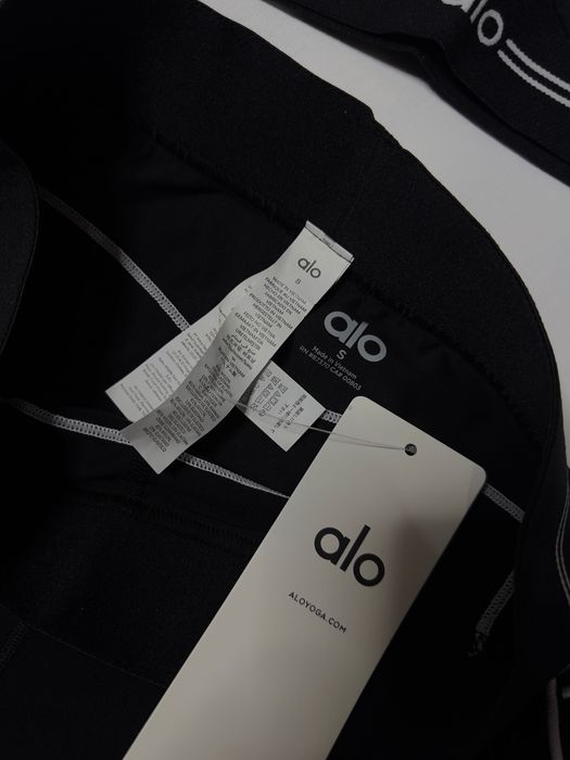 Set Alo Yoga(colanți+bustieră)