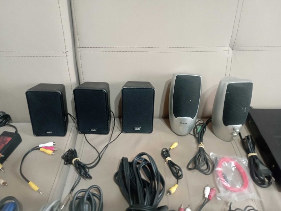 Лот DVD клавиатура кабели адаптор тонколони