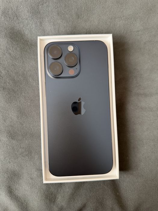 Продам iphone 15 pro max