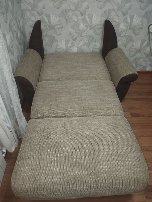 Продам кресло диван