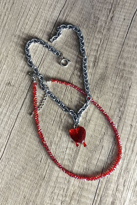 Украшение / ожерелье / колье / чокер  с сердцем
