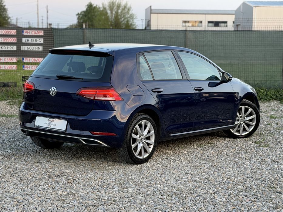 Volkswagen Golf 7 Highline 2017 2.0 TDI 150 cp / 174.000 km / Bord digital / Distronic / CarPlay