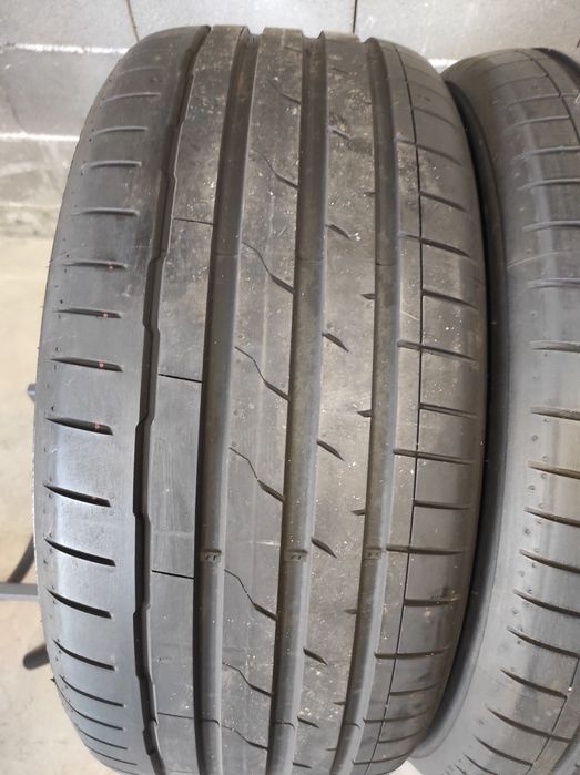 255/45/19 Hankook