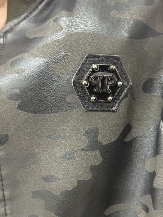 Продам детскую курточку