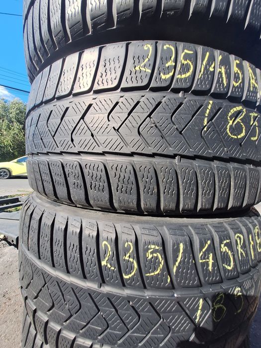 4 anvelope iarna 235/45r18 98V Pirelli dot 3521 Montaj Gratuit