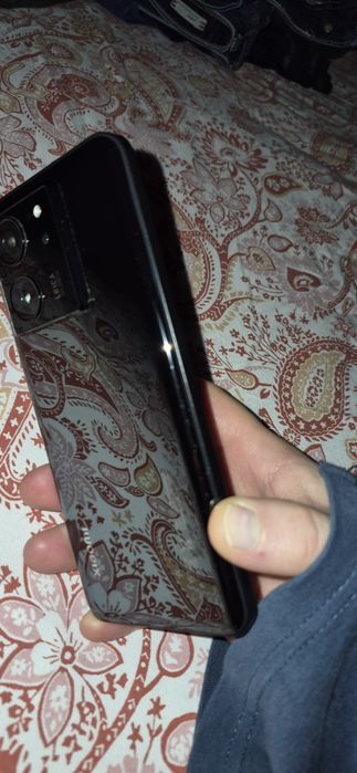 Продавам Xiaomi 13 T Pro